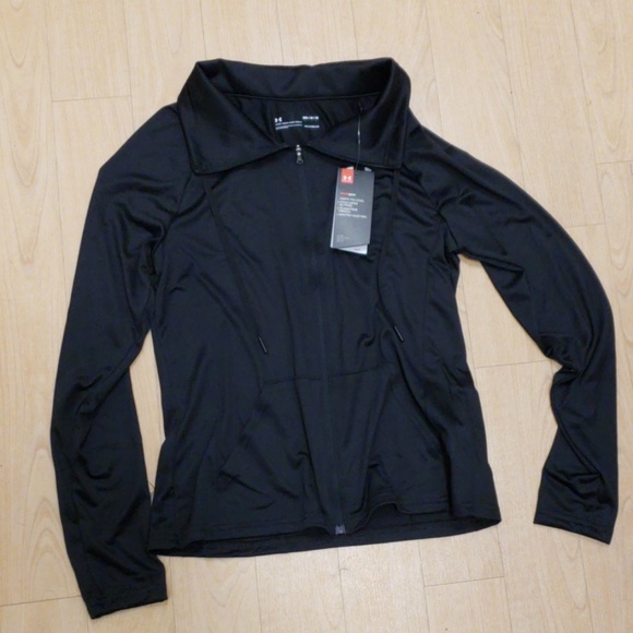 Under Armour Jackets & Blazers - ❤NWT! UNDER ARMOUR ZIP UP JACKET, loose fit